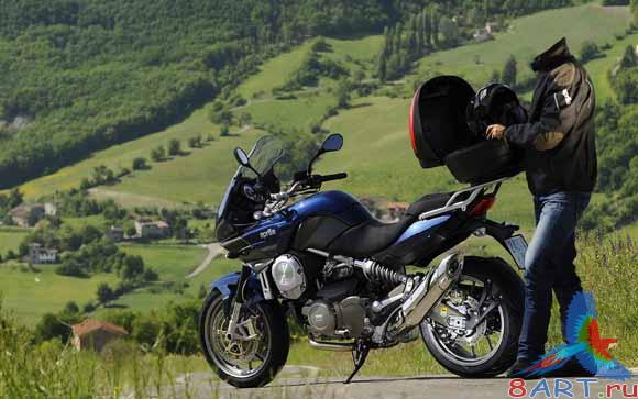 Шаблон - мужчина почти мотоциклом Шаблон - мужчина почти мотоциклом