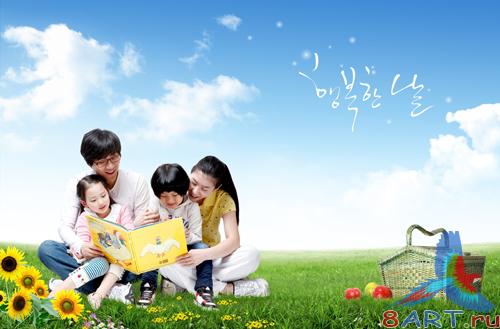 Sources - A family on a picnic